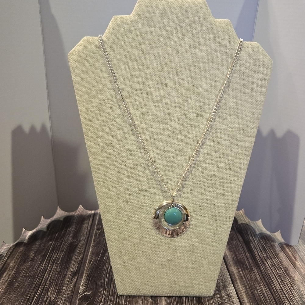 Liz Claiborne long necklace silver - Picture 2 of 10